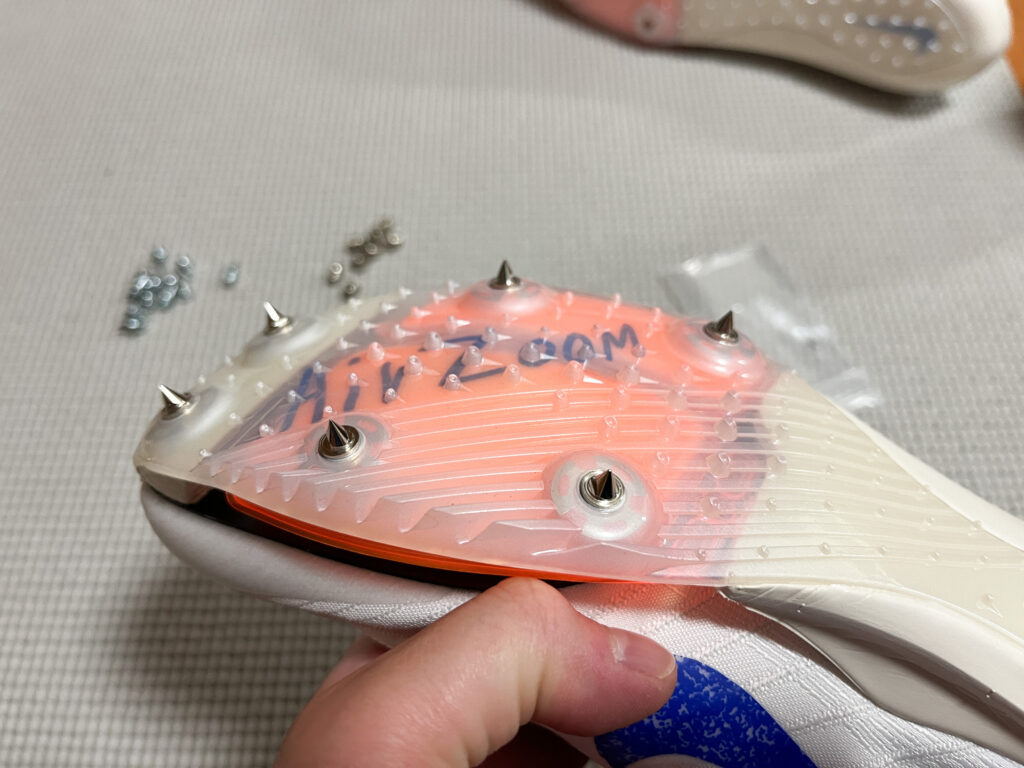 スパイクピン